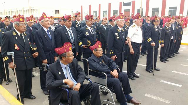 Callao: bomberos retirados reciben homenaje por su labor (Foto: Bomberos)