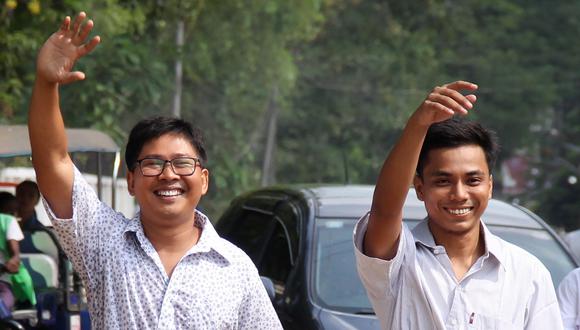 Birmania libera a Wa Lone y Kyaw Soe Oo, los periodistas de Reuters que estaban en prisión por revelar una matanza del Ejército. (AFP).