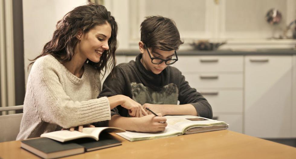 En época de pandemia es vital que los padres propicien el diálogo con sus hijos y les den tranquilidad. (Foto: Andrea Piacquadio / Pexels)