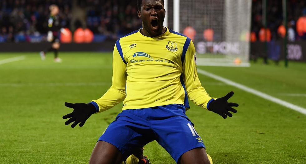 Romelu Lukaku desoirá el interés del Chelsea y renovará con Everton, dice su agente. (Foto: Getty Images)