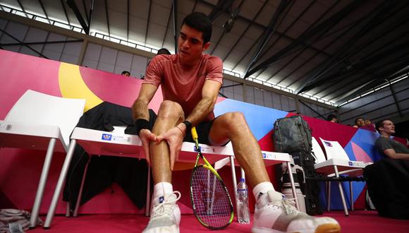 Diego Elías ya está en semifinales de squash y se aseguró la presea de bronce. (Foto: Daniel Apuy)