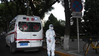 China registra una muerte y 102 nuevos casos de coronavirus, 80 de ellos locales
