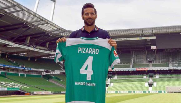 La camiseta de Claudio Pizarro fue la más vendida en Werder Bremen. (Foto: AFP)