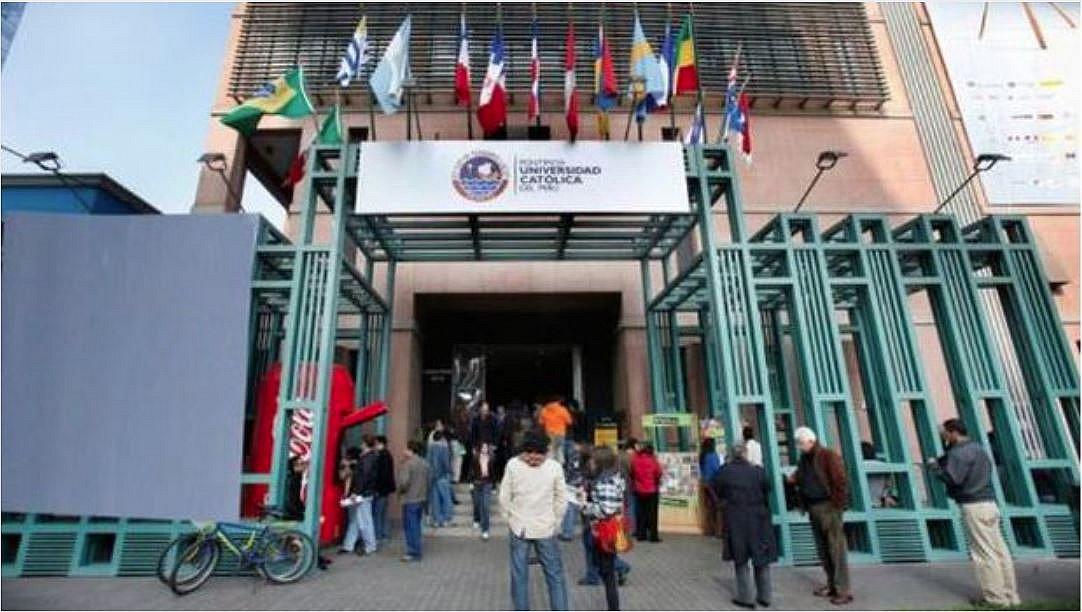 Festival de Cine de Lima podría ser virtual este año. El director del CCPUCP, a cargo de la organización de este Festival, explora esta posibilidad y se muestra más optimista sobre las opciones del streaming para generar ingresos a la industria del cine.