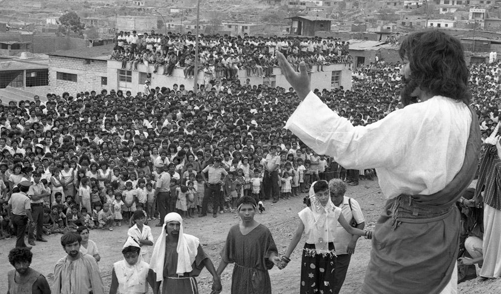 Escenificación de Viernes Santo realizada el 24 de marzo de 1989. (Foto: Vicente Montes / El Comercio)