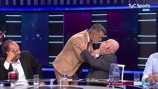 Horacio Pagani y Diego Díaz se besaron en vivo en medio de debate por la presión de River y Boca en Superliga [VIDEO]