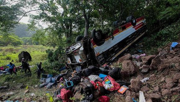 El accidente habría dejado al menos 16 muertos, 13 de ellos venezolanos migrantes. (Foto: AFP)