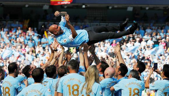 Pep Guardiola ha dejado a un lado los festejos por su primer título con el Manchester City y se ha propuesto un desafío bastante especial que espera realizar en la siguiente temporada. (Foto: Reuters)