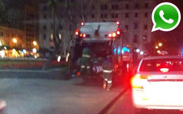 Vía WhatsApp: Camión de la MML invade berma de Plaza San Martín - 1