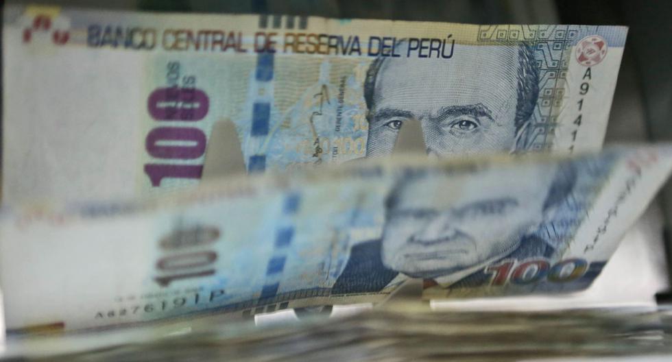 Sueldo mínimo 2023: ¿Qué se sabe sobre el incremento de la remuneración mínima en Perú? | Foto: Andina