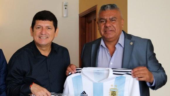 El presidente de la AFA, quien estuvo en la jornada final del Sudamericano Sub 17, agradeció la hospitalidad del pueblo peruano. (Foto: Twitter @tapiachiqui)