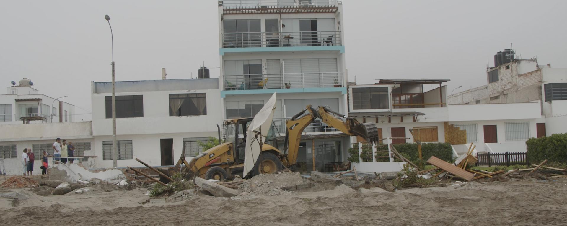 Susana Villarán: todo lo que se sabe de la demolición de casa en playa Arica y descargos de los propietarios