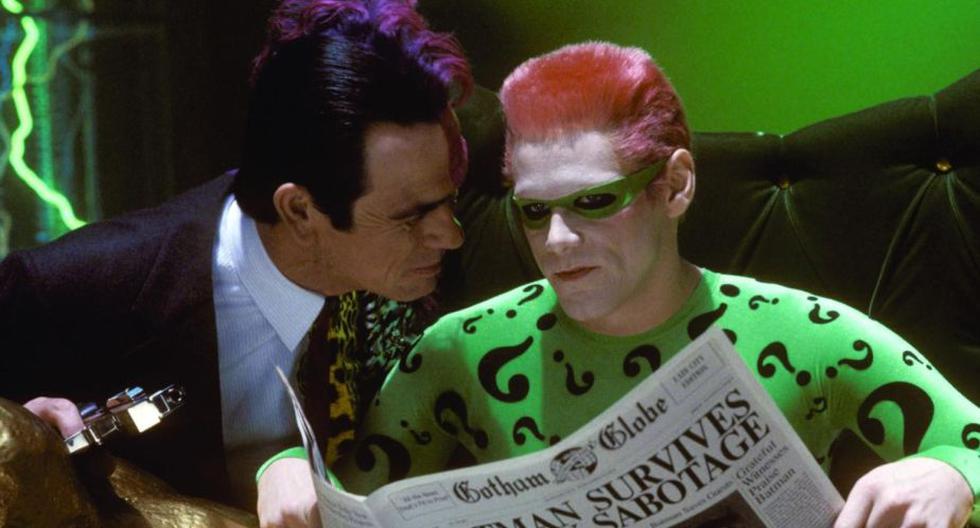 Tommy Lee Jones fue Dos Caras y Jim Carrey, el Acertidjo en 'Batman Forever' (Foto: Warner Bros.)