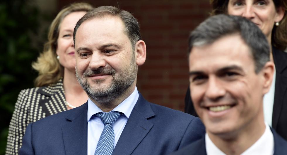 José Luis Ábalos era muy cercano al presidente del Gobierno español, Pedro Sánchez. (Foto: AFP)
