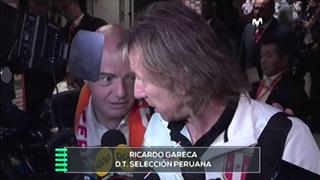 Perú vs. Holanda: Infantino interrumpió entrevista de Gareca para saludarlo | VIDEO
