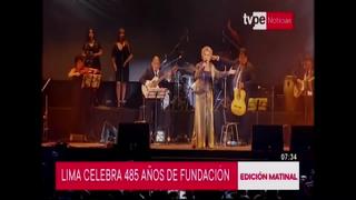 Miles asistieron a serenata por aniversario de Lima