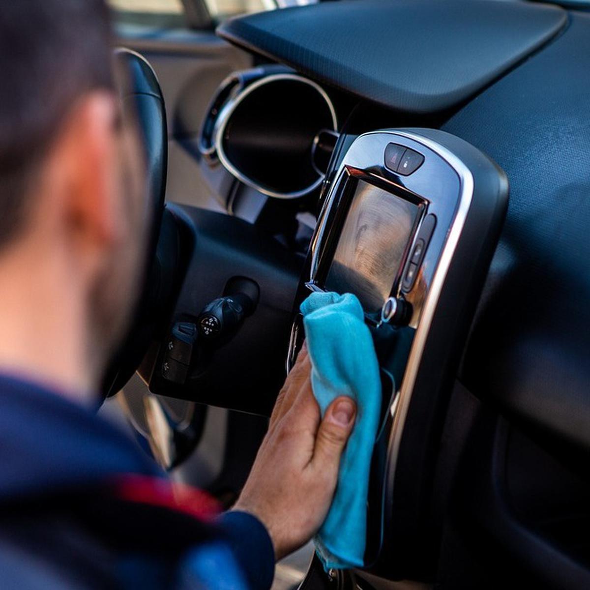 Cómo hacer una limpieza profunda de tu auto