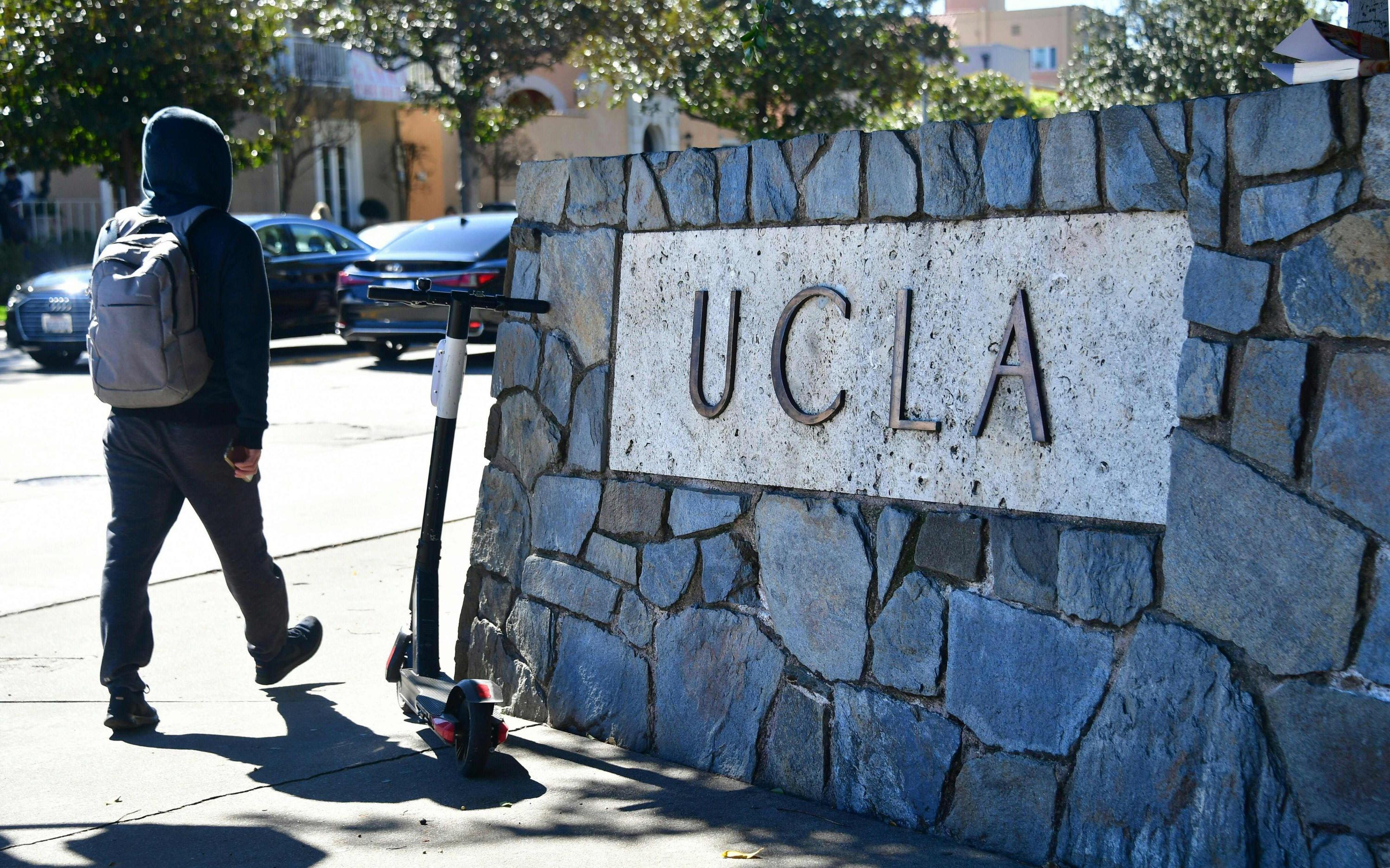 UCLA es otra de las universidades a las que apuntaba la red de corrupción. (AFP).