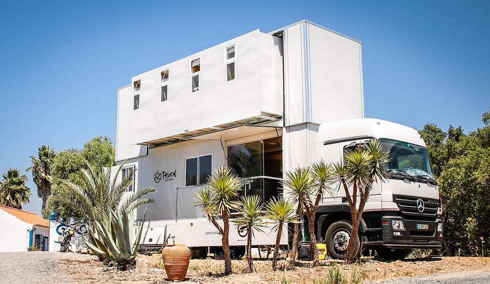 La unidad es un Mercedes-Benz Actros con una carrocería expandible: en el primer piso hay una sala con cocina, baños y duchas, mientras que en la parte superior hay cinco habitaciones. (Foto: Difusión)