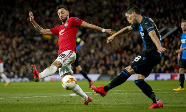 Estas fueron las mejores fotografías del partido entre Manchester United y Brujas por los dieciseisavos de final de la UEFA Europa League. EFE/EPA/PETER POWELL