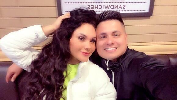 Génesis Tapia junto a su esposo Kike Márquez. (Foto: Instagram)