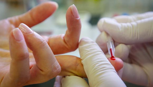 Con una sola gota de sangre, la tecnología podrá detectar hasta trece tipos de cáncer(Foto: Shutterstock)