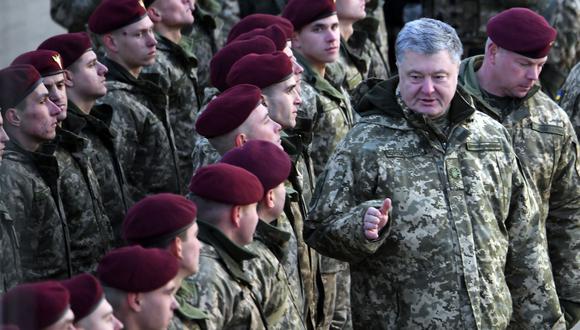 Conflicto Ucrania Rusia: Petro Poroshenko advierte de una "grave amenaza" de invasión rusa de Ucrania. (AFP).