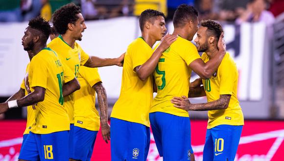 Brasil se impuso 2-1 a Estados Unidos con goles de Firmino y Neymar. (Foto: AFP)