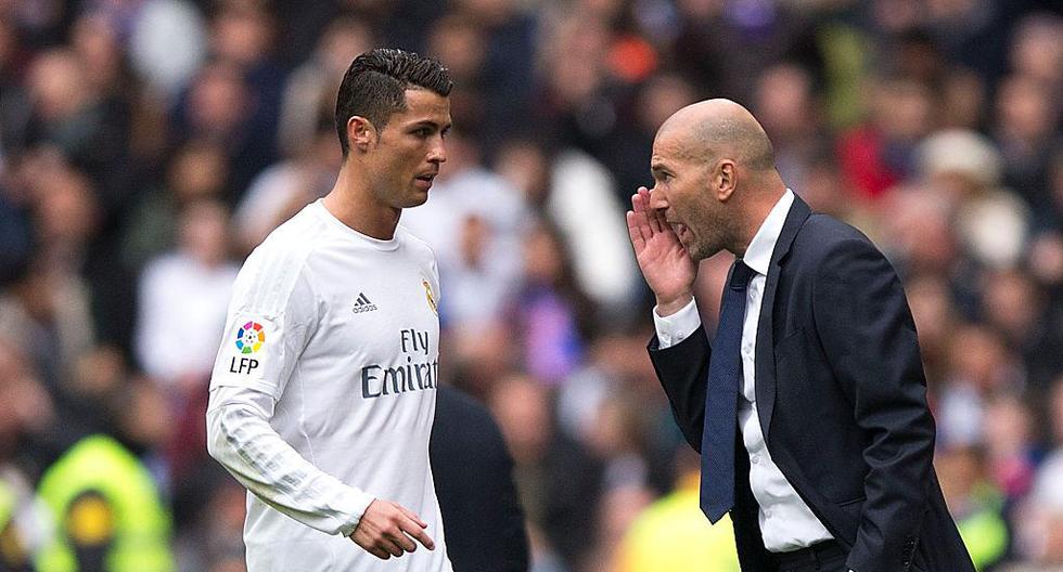 Cristiano Ronaldo podría seguirle los pasos a Zinedine Zidane y dejar el Real Madrid. | Foto: Getty