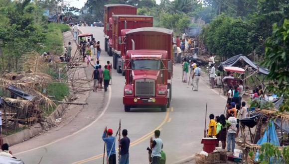 Carretera Yurimaguas - Tarapoto bloqueada por paro indefinido