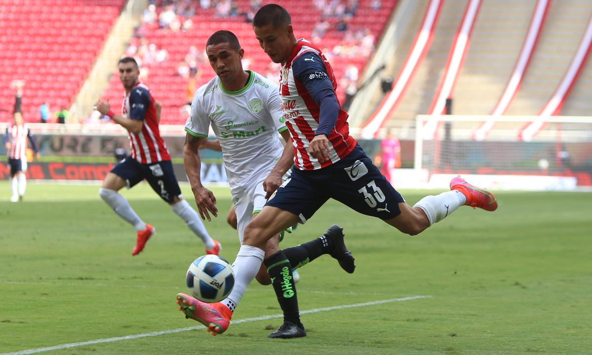 Chivas chocó ante Juárez en la jornada 3 del Apertura 2021 de la Liga MX | Foto: @chivas