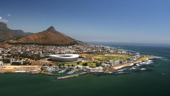 Aunque Ciudad del Cabo está rodeada de agua, muy poca se aprovecha actualmente para el consumo humano. (Foto: Getty)