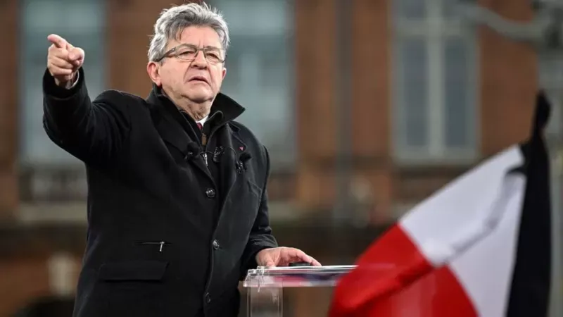 The far-left Mélenchon suggested that his economic program is similar to that of Charles de Gaulle.  GETTY IMAGES