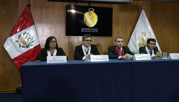Tres fiscales del equipo Lava Jato expresaron su solidaridad con Rafael Vela y José Domingo Pérez. (Foto: Rolly Reyna / El Comercio)