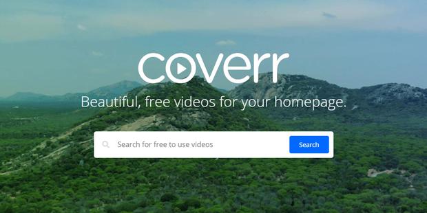 Coverr se actualiza cada lunes con siete nuevos videos que puedes descargar gratis sin restricciones.