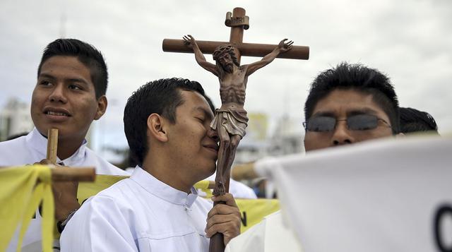 Fe, emoción y fotos en la misa del Papa Francisco en Bolivia - 4