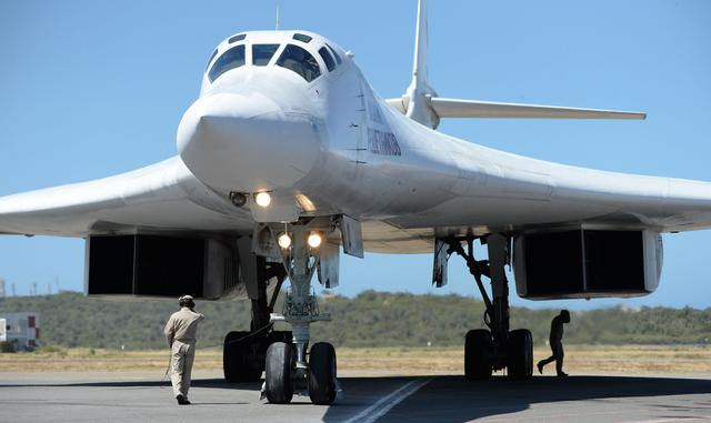 Dos bombarderos nucleares rusos Tu-160 aterrizan en Venezuela. (AFP).