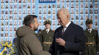 Biden realiza visita sorpresa a Ucrania y se reúne con el presidente Zelensky