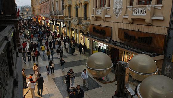 &quot;Ese 80% que camina es un punto fuerte de nuestra ciudad&quot;, dice el columnista. (Foto: Hans Berninzon/Archivo).