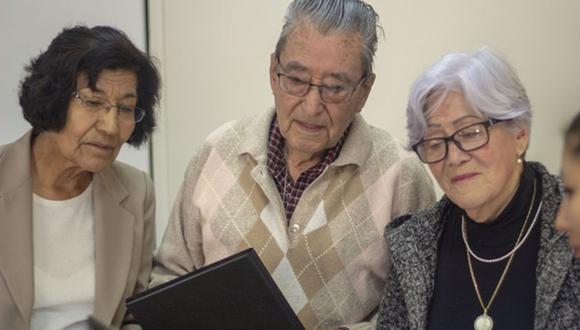 Es importante incorporar a las personas de la tercera edad a la familia y a nuevas actividades para mejorar su calidad de vida. (Foto: Universidad Católica San Pablo)