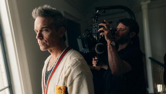 Robbie Williams cuenta su vida en un documental de Netflix.