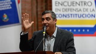 Tribunal excarcela a exministro venezolano y permite su traslado a España