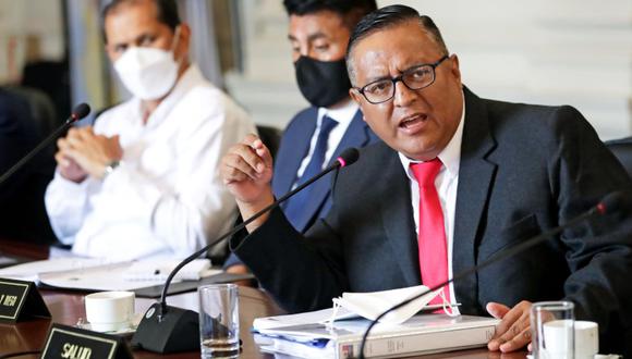 Hernán Condori, ministro de Salud, juró al cargo el último martes 8 de febrero en reemplazo de Hernando Cevallos | Foto: Presidencia Perú