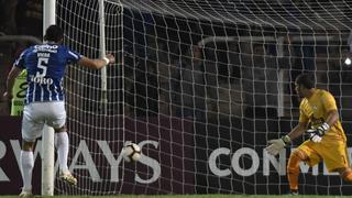 Sporting Cristal vs. Godoy Cruz: Viera anotó el 1-0 con remate de penal que dejó estático a Álvarez | VIDEO