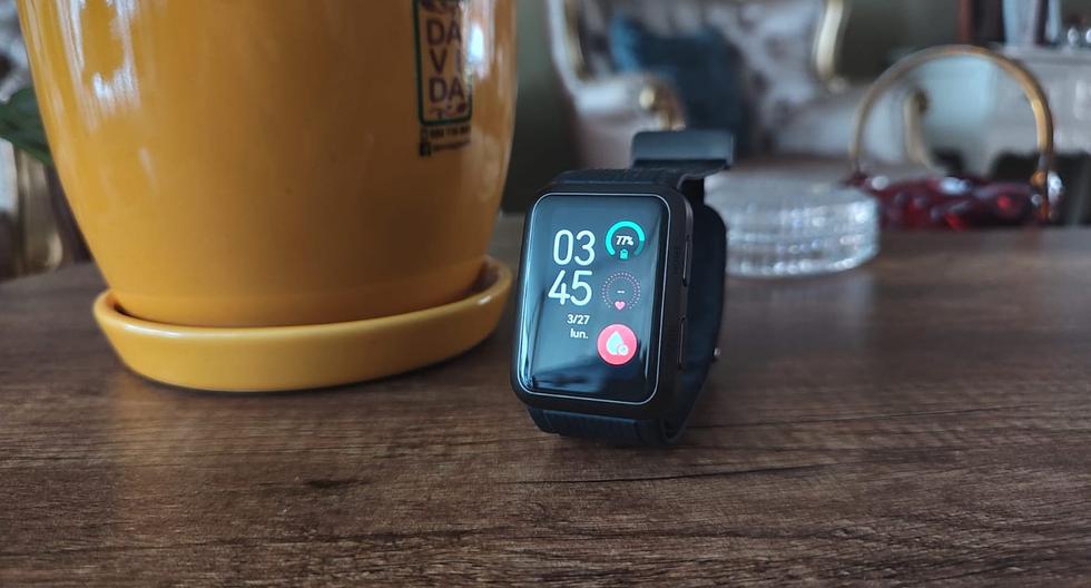 El Huawei Watch D es un interesante reloj inteligente con variadas funciones que privilegian el monitoreo del estado de salud de la persona.