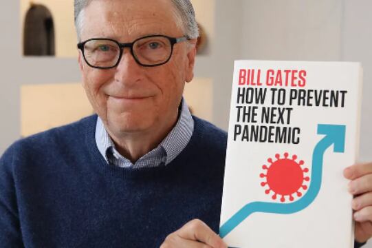 Bill Gates presented his book 