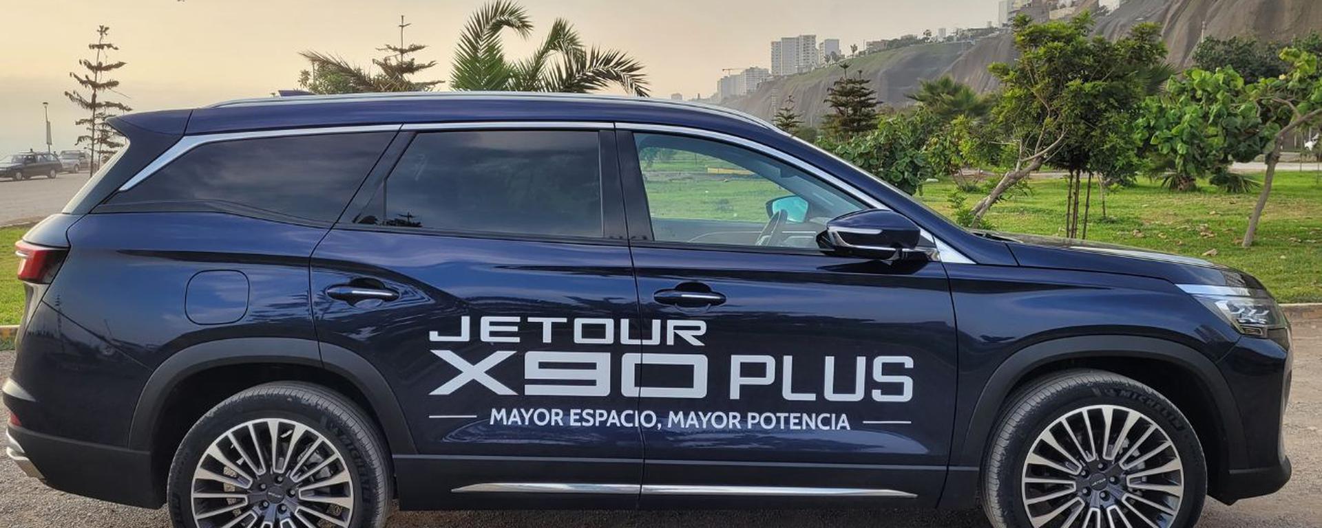 Probamos el Jetour X90 Plus, ¿qué tan espaciosa es la tercera fila de la nueva camioneta china?