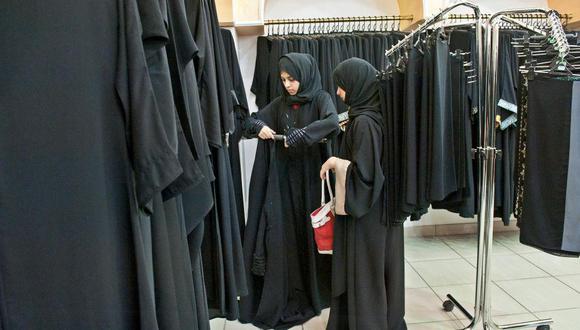 Las abayas son tradicionalmente negras. (Foto: Difusión)