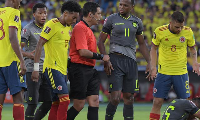 Colombia vs. Ecuador se enfrentaron por Eliminatorias | Foto: AFP