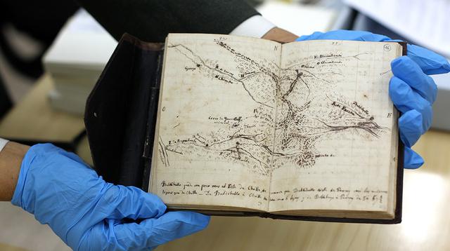 Los cuadernos de Antonio Raimondi. (Foto: Nancy Chappell/ El Comercio)